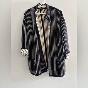 Escada 100% Wool Vintage Striped Black and Cream Cardigan Sweater Sz 38 Two Side